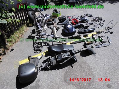 Yamaha_TDM900_RN08_Teile_Ersatzteile_parts_spares_spare-parts_ricambi_repuestos_Motor_TAKKONI_2-1_Sport-Auspuff_BT_Bulldog_Front_-_wie_RN11_RN18_TDM_900_850_XTZ_750-4.jpg