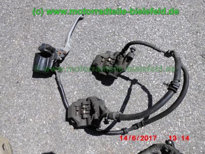Yamaha_TDM900_RN08_Teile_Ersatzteile_parts_spares_spare-parts_ricambi_repuestos_Motor_TAKKONI_2-1_Sport-Auspuff_BT_Bulldog_Front_-_wie_RN11_RN18_TDM_900_850_XTZ_750-51.jpg
