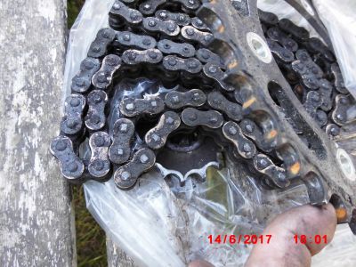 Yamaha_TDM900_RN08_z_RN11_RN18_Kettensatz_chain-kit_02.JPG