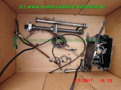 Yamaha_FZR1000_EXUP_1995_3GM_3LE_Teile_Ersatzteile_spare-parts_spares_parts_ricambi_repuestos-3.jpg