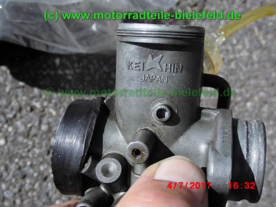 Honda_CB125J_blau_Oldtimer_1978_teilzerlegt_plus_Ersatzteile_Teile_spare-parts_ricambi_repuestos_–_Technik_wie_CB125S_CG125_XL125K_SL125-23.jpg