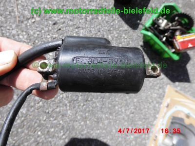 Honda_CB125J_blau_Oldtimer_1978_teilzerlegt_plus_Ersatzteile_Teile_spare-parts_ricambi_repuestos_–_Technik_wie_CB125S_CG125_XL125K_SL125-29.jpg