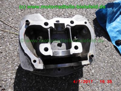 Honda_CB125J_blau_Oldtimer_1978_teilzerlegt_plus_Ersatzteile_Teile_spare-parts_ricambi_repuestos_–_Technik_wie_CB125S_CG125_XL125K_SL125-46.jpg