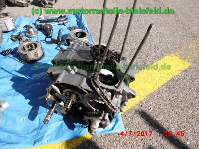 Honda_CB125J_blau_Oldtimer_1978_teilzerlegt_plus_Ersatzteile_Teile_spare-parts_ricambi_repuestos_–_Technik_wie_CB125S_CG125_XL125K_SL125-80.jpg