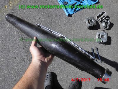 Honda_CB125J_blau_Oldtimer_1978_teilzerlegt_plus_Ersatzteile_Teile_spare-parts_ricambi_repuestos_–_Technik_wie_CB125S_CG125_XL125K_SL125-85.jpg