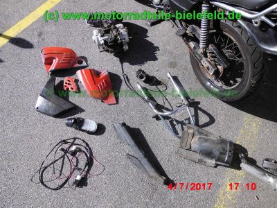 Cagiva_CZ_1A-125_Roadster_2-Takt_Chopper_plus_Teile_Ersatzteile_spare-parts_spares_ricambi_repuestos-8.jpg