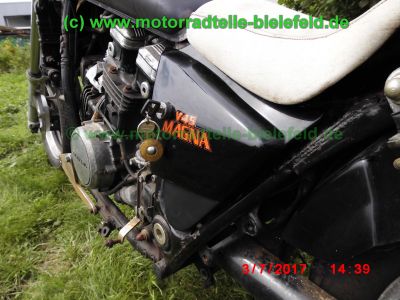 Honda_V45_AME_US-Magna_RC07_baugleich_VF750C_RC09_breite_gereckte_AME-Gabel_vorverlegte_Seeger_Fussrasten-Anlage_–_wie_VT_VF_500_700_750_Super-Magna_Shadow_PC13_RC14_RC19_RC21_RC28_RC29-165.jpg