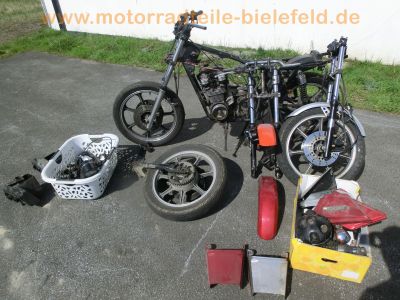 Kawasaki_KZ_400_J_4-Zylinder_Extras_-_wie_KZ_400_500_550_A_B_C_D_E_J_K_L_3.jpg