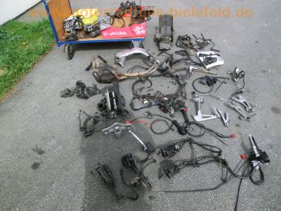 Honda_VFR_800_Fi_RC46_Motorteile_Zylinderkopf_Lichtmaschine_Anlasser_Kupplung_etc__1.jpg