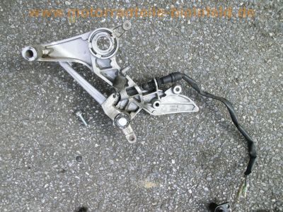 Honda_VFR_800_Fi_RC46_Motorteile_Zylinderkopf_Lichtmaschine_Anlasser_Kupplung_etc__68.jpg