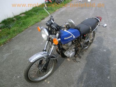 Kawasaki_KZ_200_A_blau_Z_200_Einzylinder_Single_-_wie_Z_250_LTD_KL_250_A_4.jpg