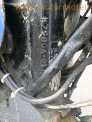 Kawasaki_KZ_200_A_blau_Z_200_Einzylinder_Single_-_wie_Z_250_LTD_KL_250_A_65.jpg
