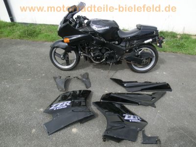 Kawasaki_ZZ-R_1100_C_ZXT10C_4-1_Auspuff_Einzelsitz_-_Motor_wie_ZRX_1100_GPZ_1100_ZXT10D_ZXT10E_14.jpg