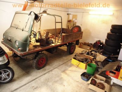 Steyr-Daimler-Puch_Haflinger_703AP_4x4_Allrad-LKW_-_Ersatzteile_Teile_spare-parts_Motor_Vergaser_Dynastarter_Technik_wie_Steyr-Puch_500_650_700AP_Haflinger_2.jpg