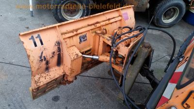 Kiefer_Boki_HY1250_Bokimobil_Geraetetraeger_Kommunal-LKW_Winterdienst_Raeumfahrzeug_Streufahrzeug_mit_Schneeschild_Salzstreuer_-Technik_Ersatzteile_Teile_spare-parts_wie_Boki_HY1251_15.jpg
