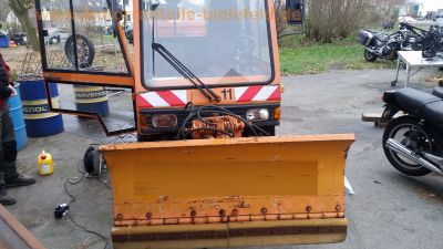 Kiefer_Boki_HY1250_Bokimobil_Geraetetraeger_Kommunal-LKW_Winterdienst_Raeumfahrzeug_Streufahrzeug_mit_Schneeschild_Salzstreuer_-Technik_Ersatzteile_Teile_spare-parts_wie_Boki_HY1251_23.jpg