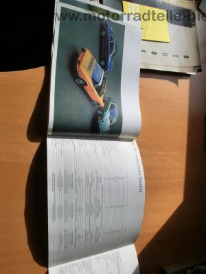 Porsche_Zeitschriften_Werbe-_Verkaufs-Prospekt_Info-Broschuere_Katalog_Brochure_Catalog_Catalogue_Flyer_Folder_Hochglanz-Prospekt_22.jpg