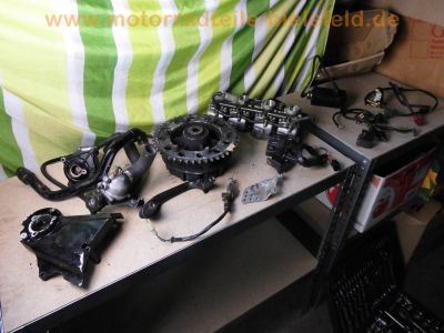 Kawasaki_ZRX1100_ZRT10C_Teile_Ersatzteile_spare-parts_spares_parts_-wie_ZZR_ZZ-R_GPZ_1100_ZXT_10C_10D_10E_ZRX1200_1.jpg