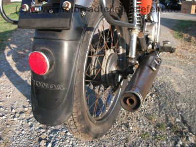 Honda_CB_125_S_J_orange_FEHLING_Gepaecktraeger_-_wie_CB_CL_TL_XL_SL_100_125_K_S_52.jpg
