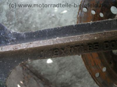Kawasaki_GPz_550_KZ_550_DE_rot_-_wie_Z_KZ_ZX_GPZ_400_550_750_UT_LTD_E_GP_87.jpg