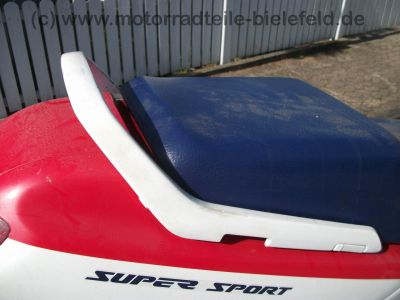Honda_CBR_1000_F_SC24_HRC_rot-weiss-blau_4in1_Auspuff_Gepaecktraeger_Tourenscheibe_Soziusabdeckung_116.jpg