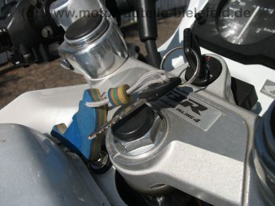 Honda_CBR_1000_F_SC24_HRC_rot-weiss-blau_4in1_Auspuff_Gepaecktraeger_Tourenscheibe_Soziusabdeckung_127.jpg