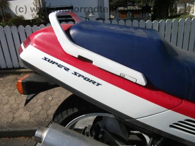 Honda_CBR_1000_F_SC24_HRC_rot-weiss-blau_4in1_Auspuff_Gepaecktraeger_Tourenscheibe_Soziusabdeckung_91.jpg
