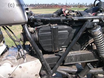 Yamaha_XS_360_1U4_teilzerlegt_wie_XS_250_360_400_SOHC_SE_1U5_2A2_4G5_77.jpg